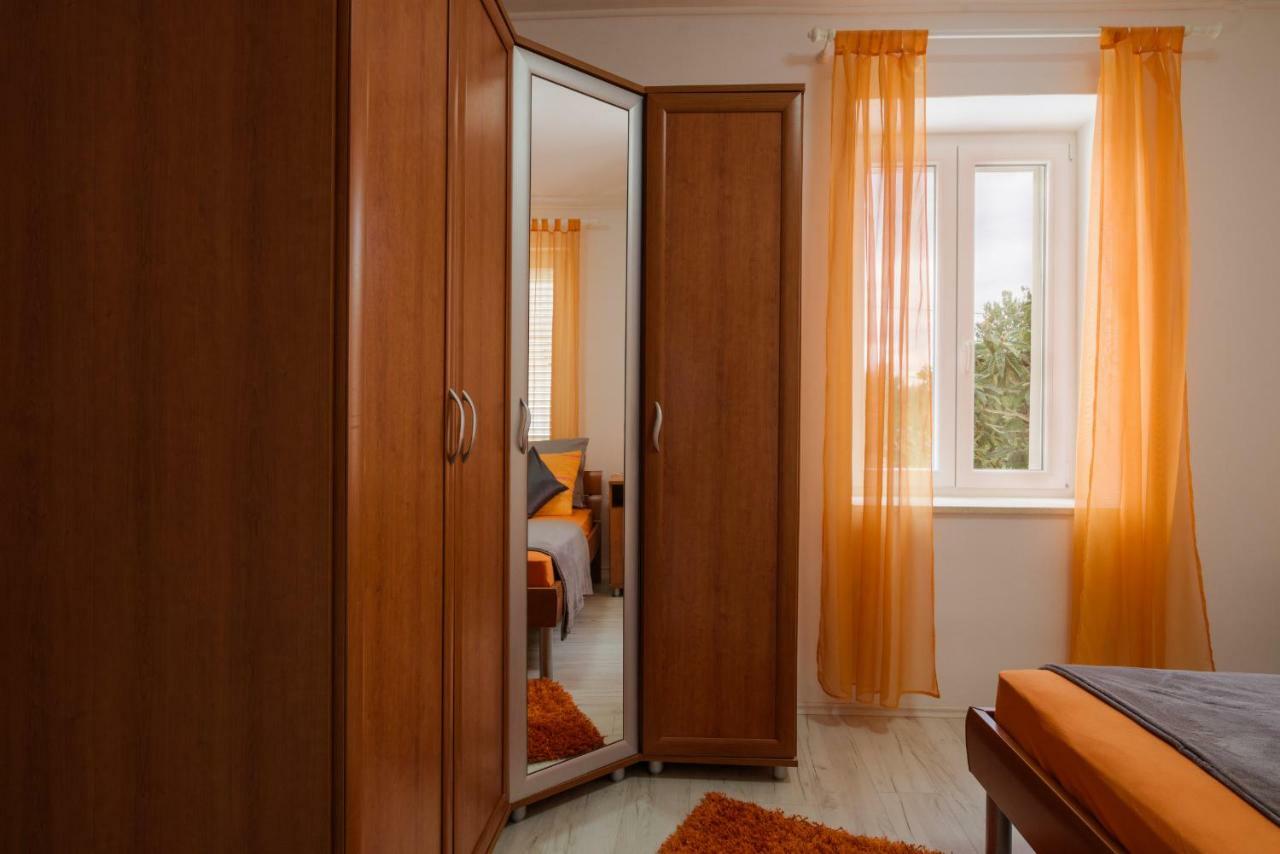 House Niko Apartment Kastela Exterior photo